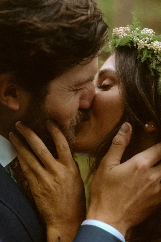 A kiss in the forest